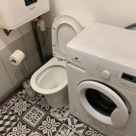 Avec Salle De Bain Et Cuisine Privee Centre Historique Avec Climatisation Et Patio בורדו