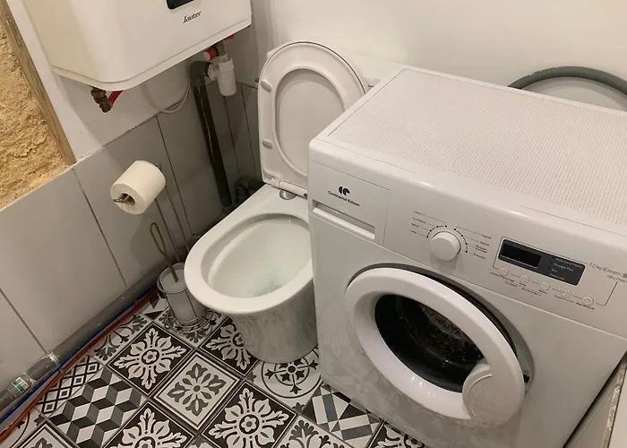 Avec Salle De Bain Et Cuisine Privee Centre Historique Avec Climatisation Et Patio בורדו