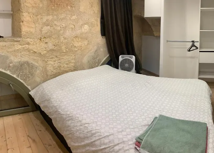 בית אירוח Avec Salle De Bain Et Cuisine Privee Centre Historique Avec Climatisation Et Patio *